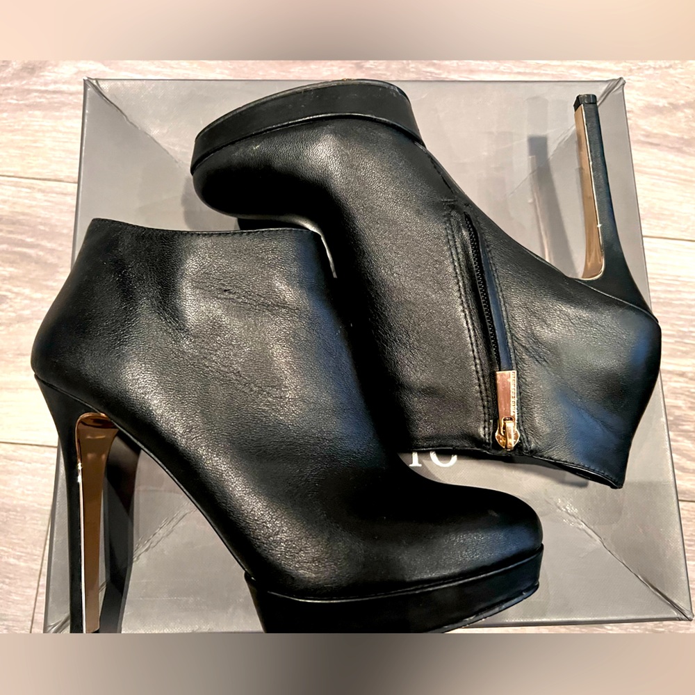 Ankle Leather Booties